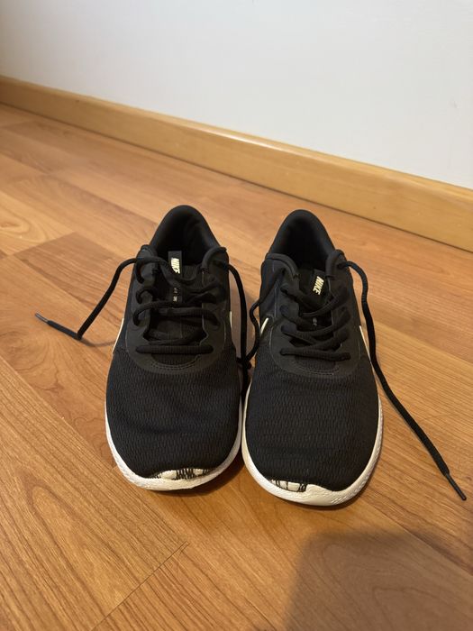 Nike Flex Experience Run 8