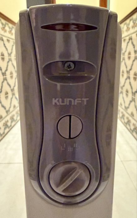 Vendo Aquecedor a Óleo KUNFT (1500 W - Branco), como novo! Só 25€
