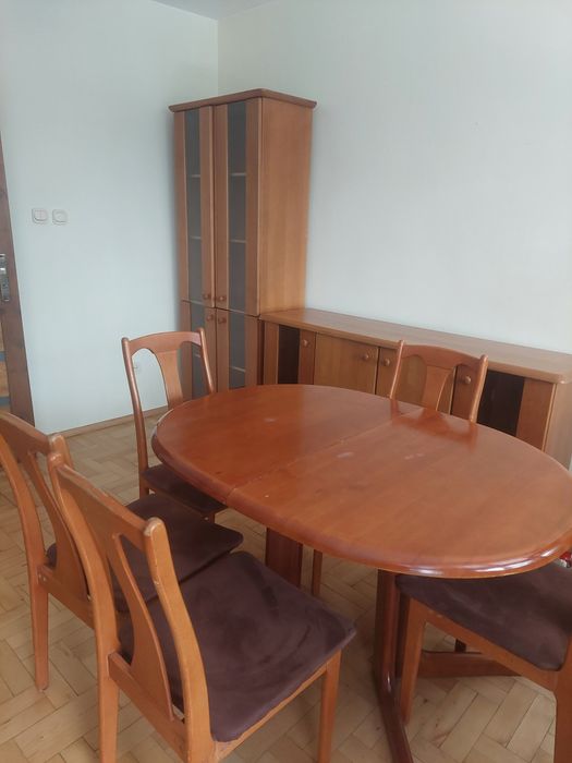 Meble drewniane do salonu