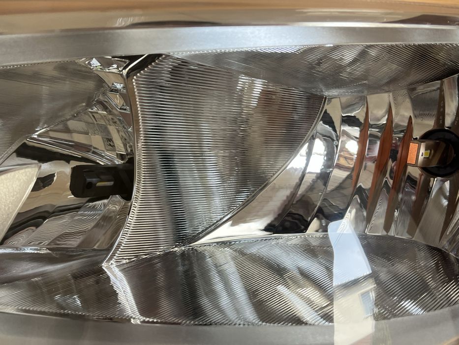 Фари спрінтер 907