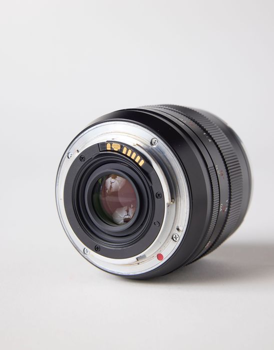 Carl Zeiss Makro-Planar T* 50mm F/2 ZE (for Canon EF)