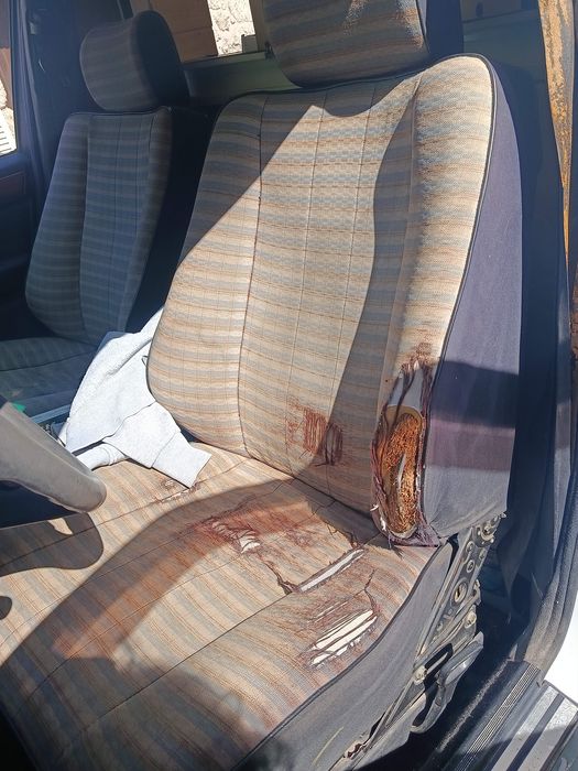 Bancos e quartelas Mercedes w124