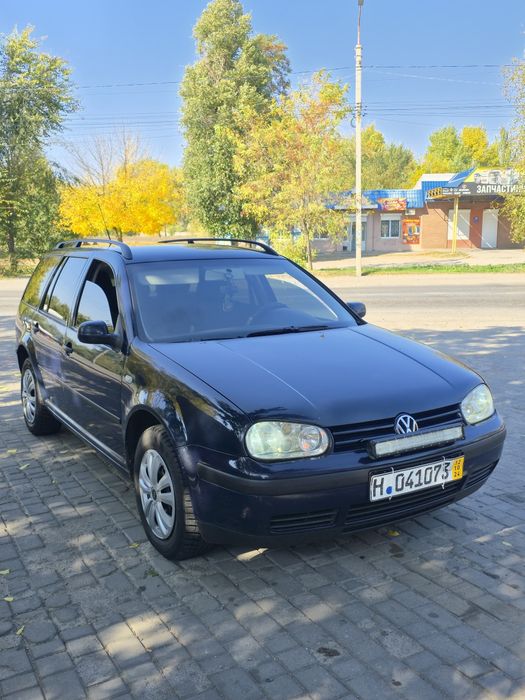 Volkswagen Golf 2003
