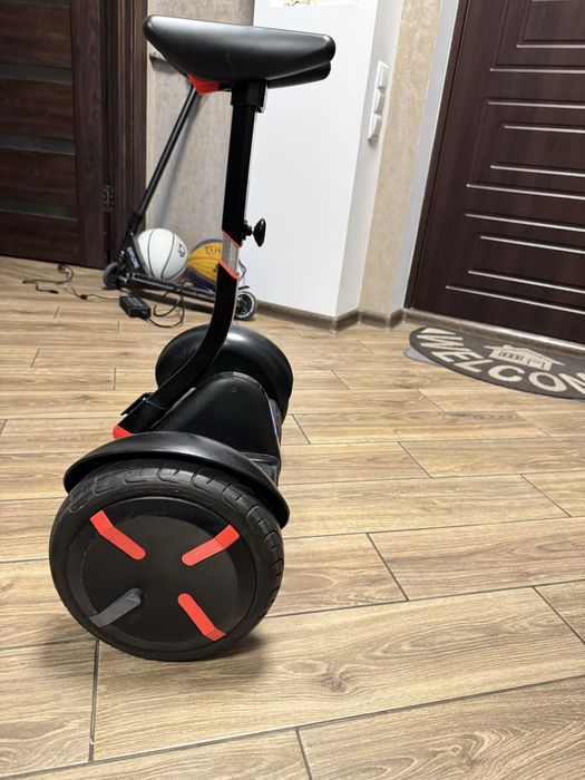 Продаю гироскутер ninebot mini pro