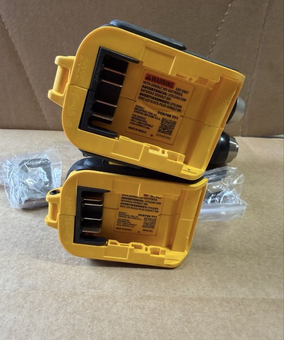 DeWALT DCD798 безщітковий шуруповерт