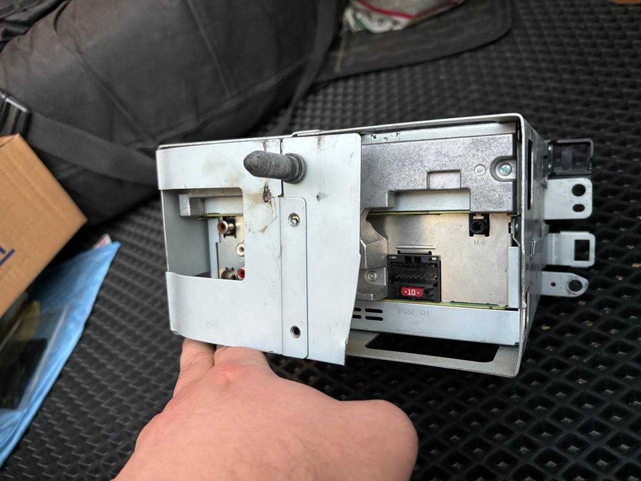 Автомагнітола Pioneer AVH-2300DVD