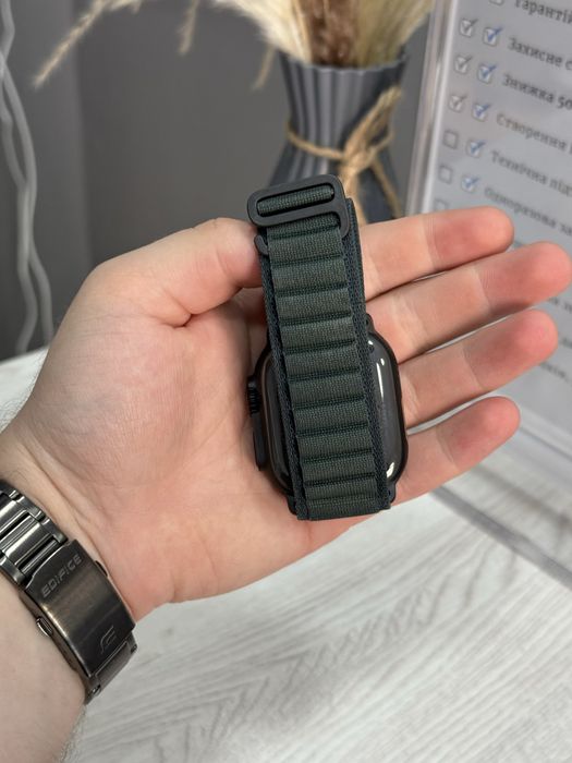 Apple watch ultra 2 49mm black titaniun, стан 10/10.