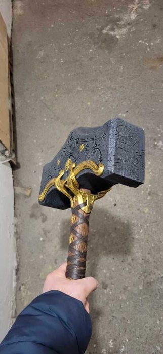 God of War Ragnarok Mjolnir