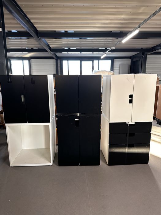 Komplet mebli ( szafki + duża szafa ) dla dziecka