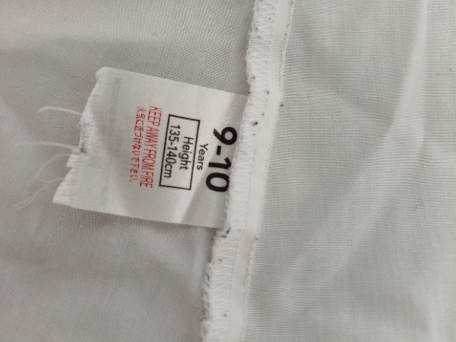 Biała koszula dla dziewczynki