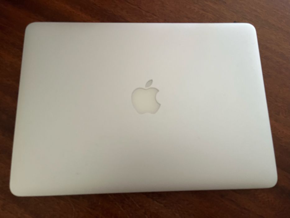 13-inch Portable MacBook Air64283956377729120