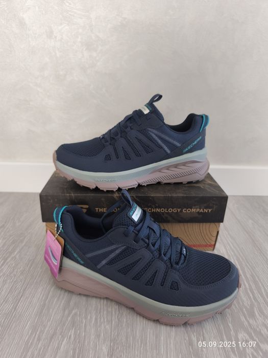 Original Skechers womens 38 розмір 25 см і 37 розмір 24 см