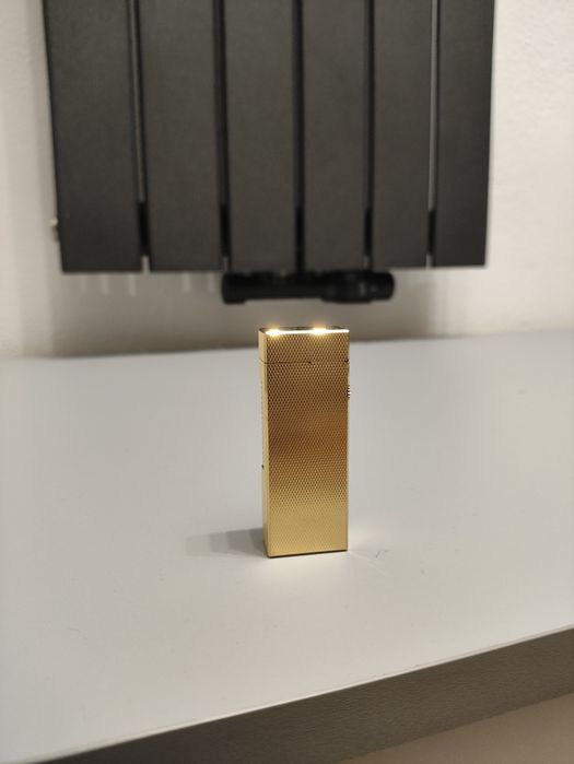 Zapalniczka Alfred Dunhill Rollagas