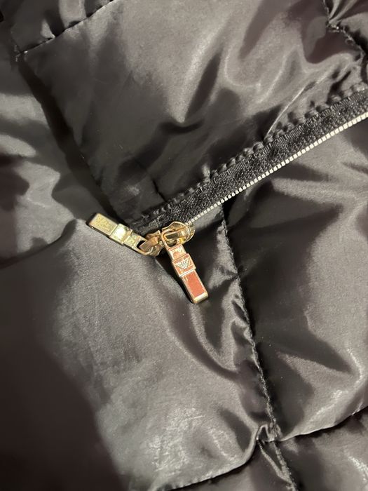 Пуховик зимовий Armani