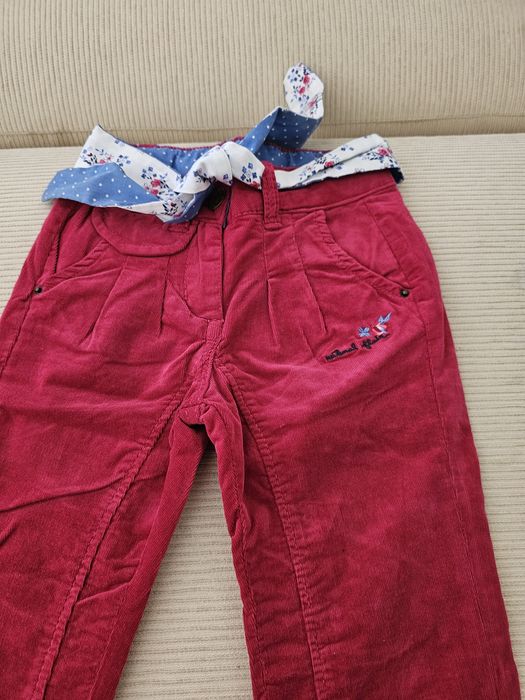 Calças menina 4 - 5 e 6 Anos um par por tamanho  novas com etiqueta