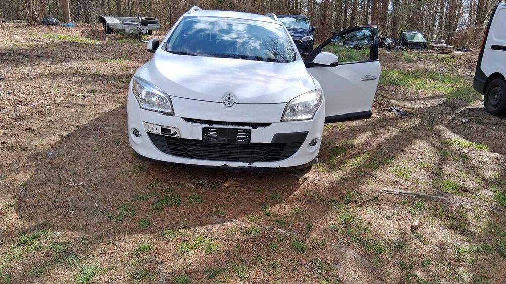 Меган на запчастини