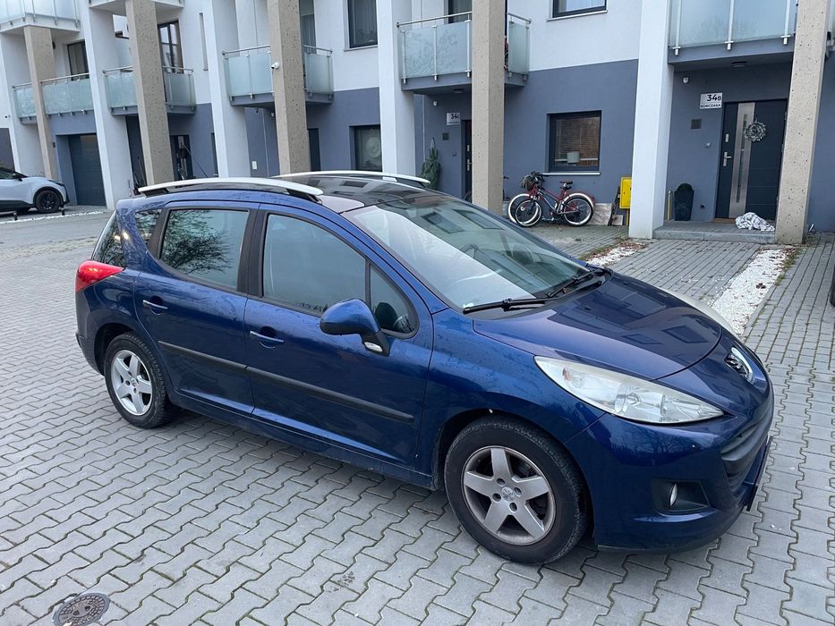 Peugeot 207 Peugeot 207 SW – uszkodzony, jeżdżący – wyciek oleju, elektryka