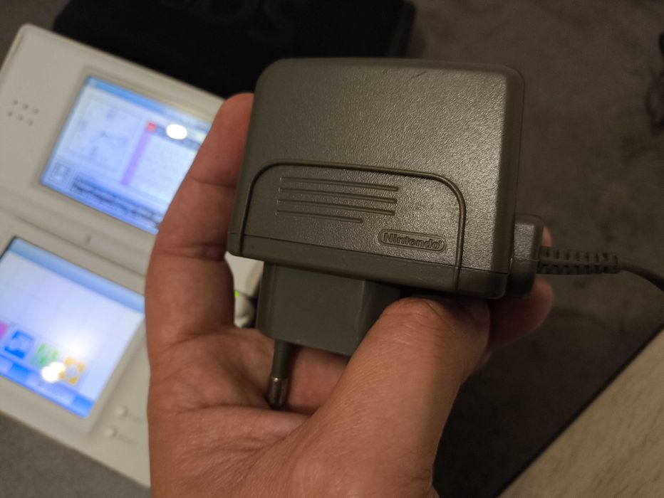 Nintendo DS Lite Branca + Carregador oficial + Rumble Pak Barreiro E ...