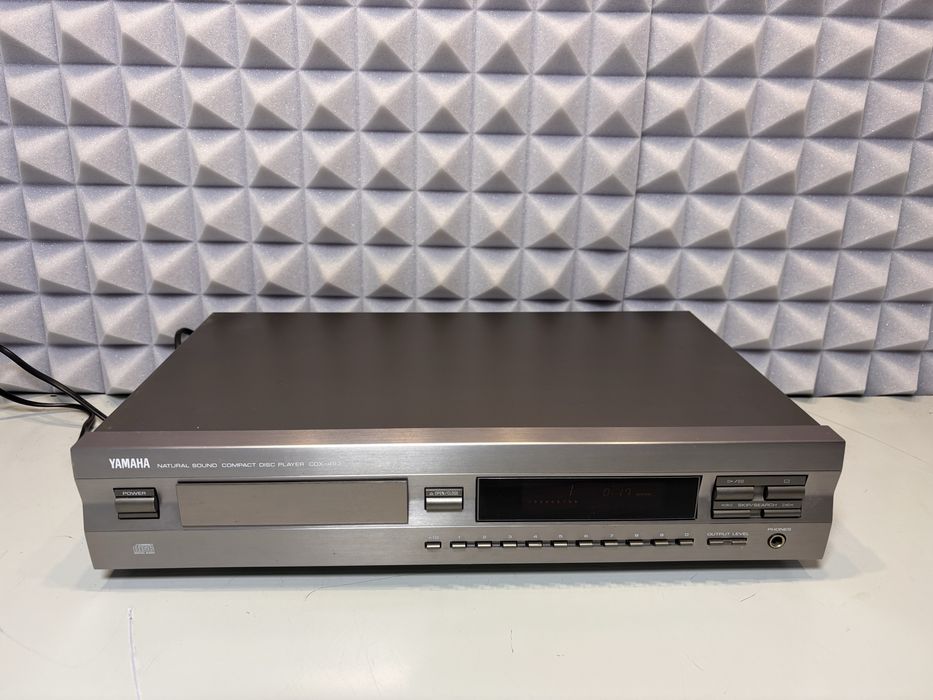 Odtwarzacz CD Yamaha CDX 493
