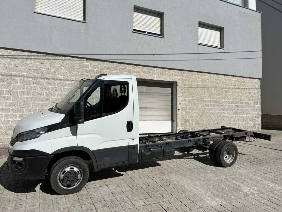 Iveco 3.0 – 3 Lugares | Muito Bem Estimada | Ar Condicionado