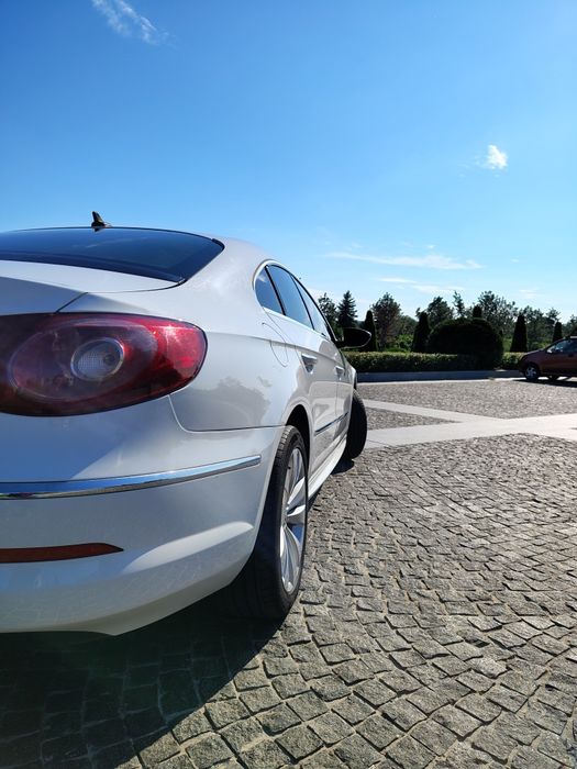 Продам Volkswagen Passat CC R-line 2011