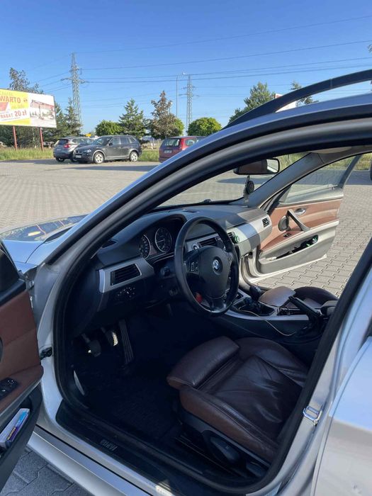 BMW E91 320D M47D20D