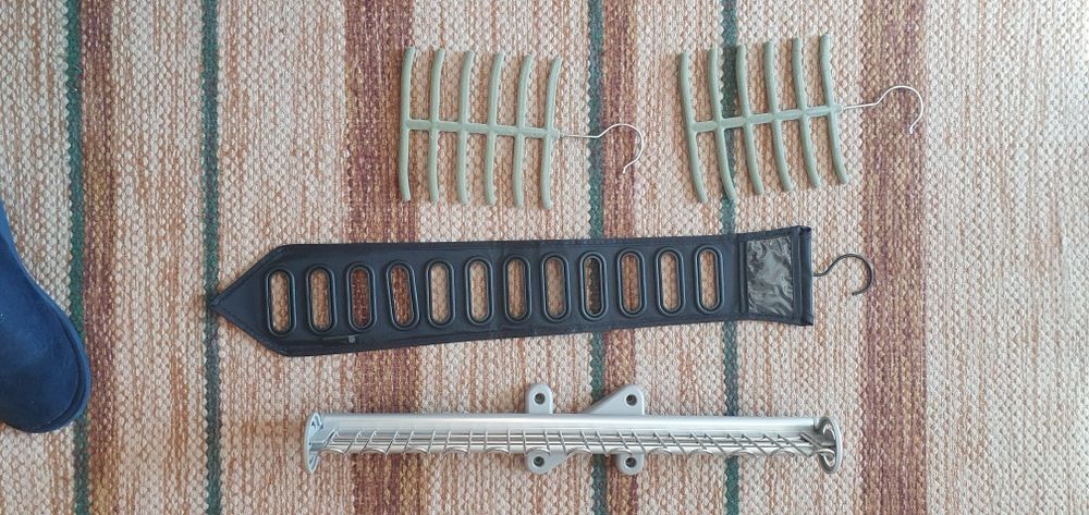 Tie Holders Support427809611952302082