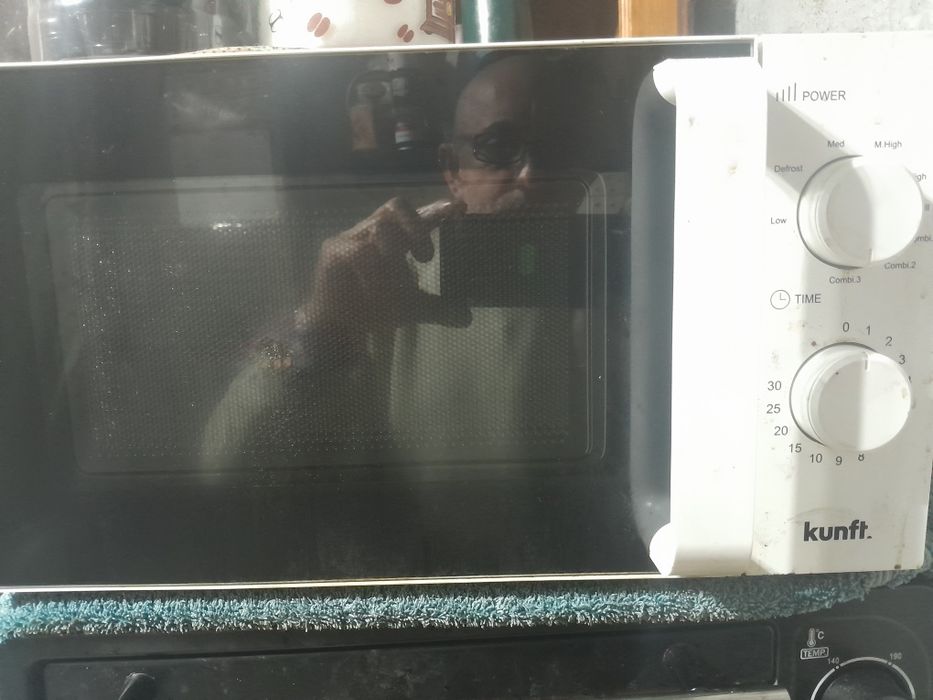 Microndas KUNFT c/ grill estado novo 20€