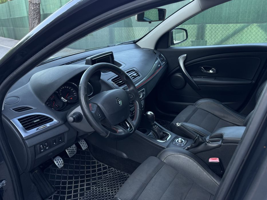 Renault Mégane — fotografia 10