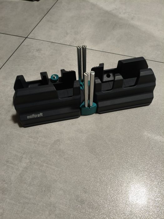 WOLFCRAFT Regulowana skrzynka uciosowa do listew przypodłogowych