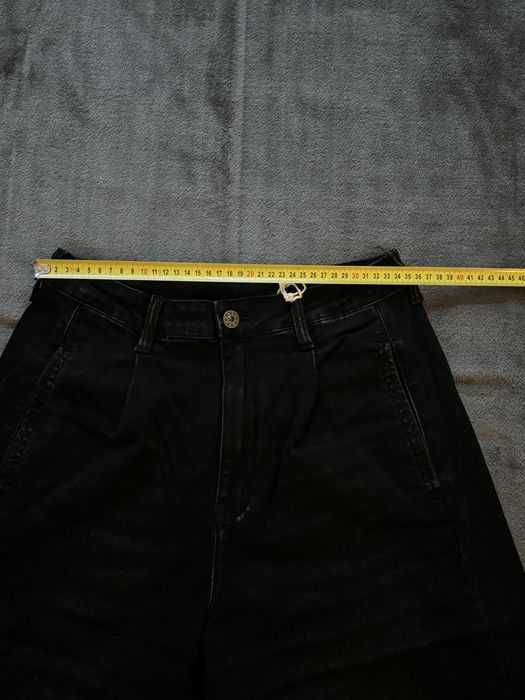 Jeans czarny szwedy