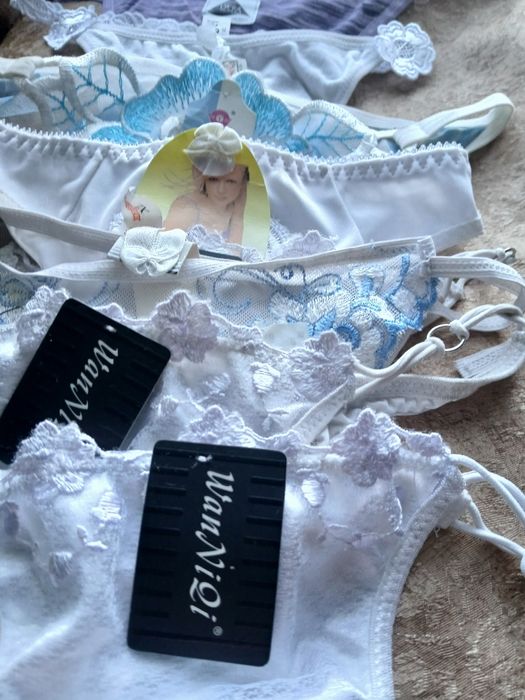 Трусики,стринги нові