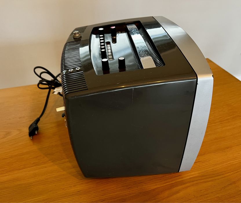 TV televisão Telefunken 12” preto e branco / Vintage / Retro