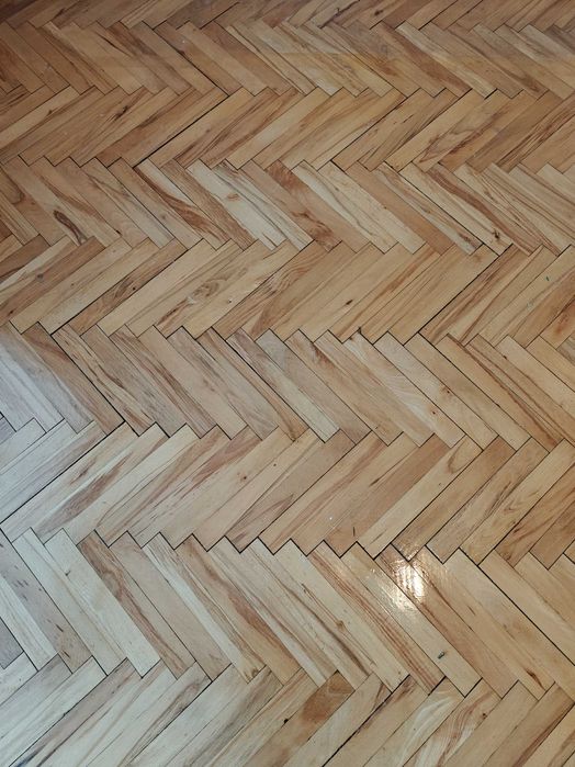 Parkiet jesionowy z odzysku ok. 90 m2 – Solidny – Lepik