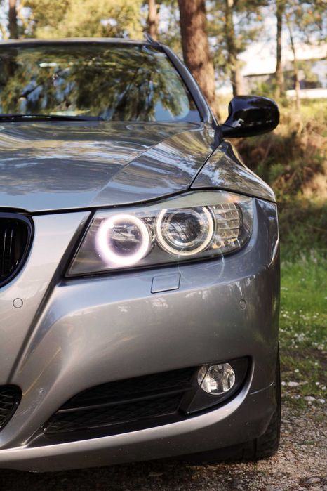 BMW 318d LCI Navigation **Irrepreensível**