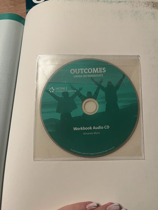 Komplet podręcznik plus ćwiczenia outcomes upper intermediate workbook