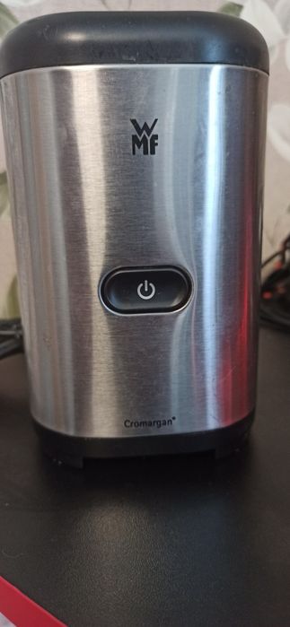 Блендер WMF KULT X MIX & GO 0.6 L, мотор.