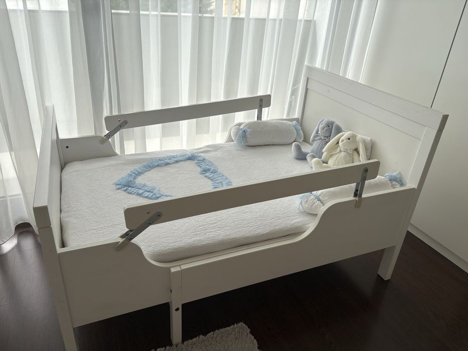 Cama extensível IKEA com barras