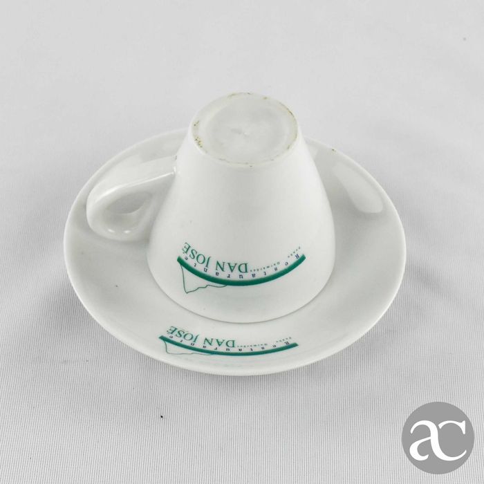 Chávena de café porcelana com publicidade “Restaurante Dam José”