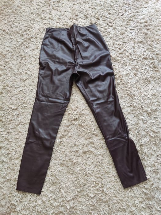 Spodnie skórzane H&M rozmiar 42 
R