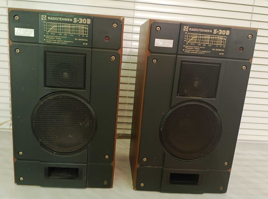 Усилитель Радиотехника У-101 c колонкfvb Радиотехника  S-30B