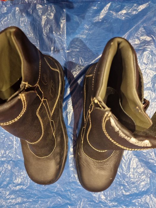 Обувь-рабочие ботинки