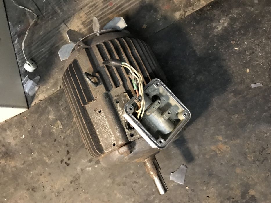 Подам электродвигатель