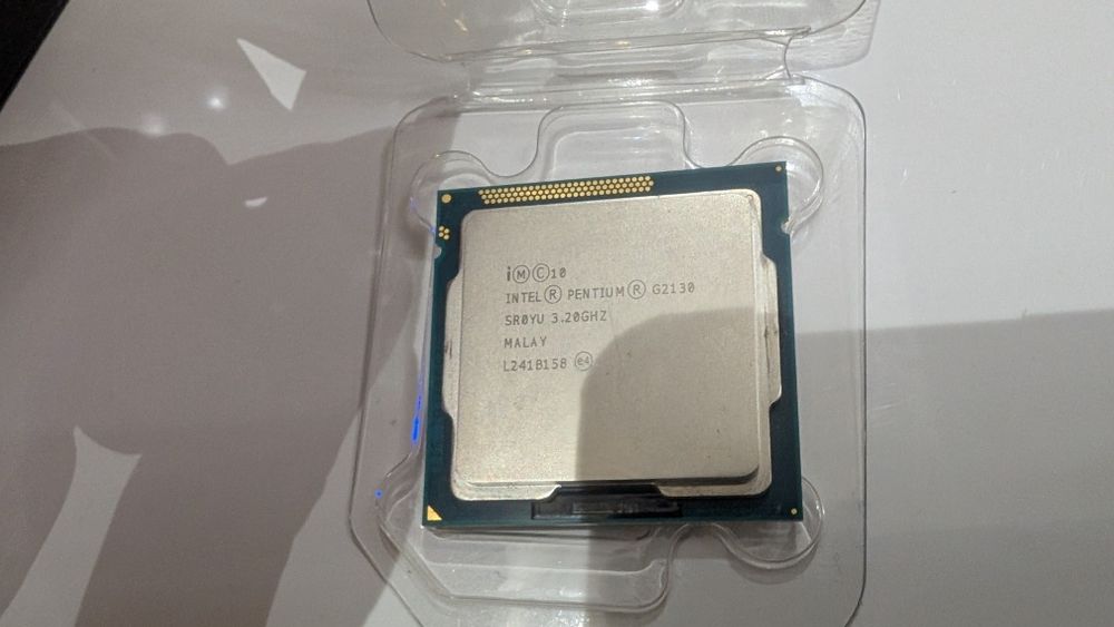 Процессор Intel Pentium G2130