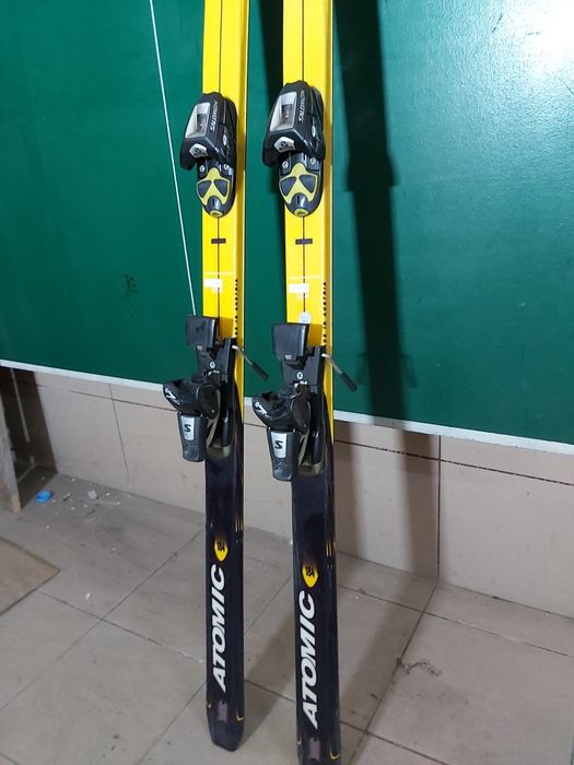 Narty  ATOMIC ATC   180cm