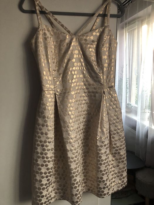 Sukienka złota Monnari karnawał wesele