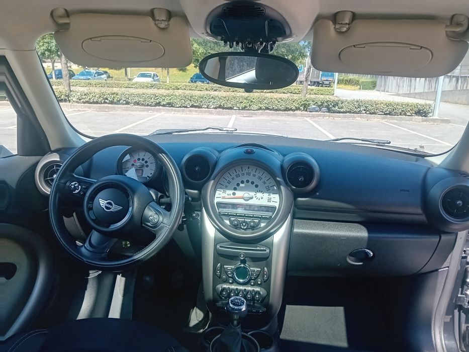Mini Countryman D