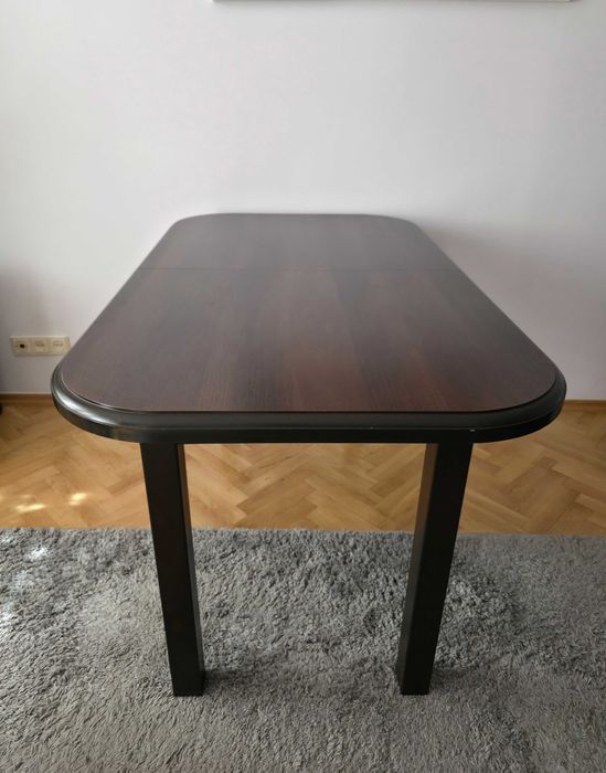 Stół WENGE z czterema krzesłami
