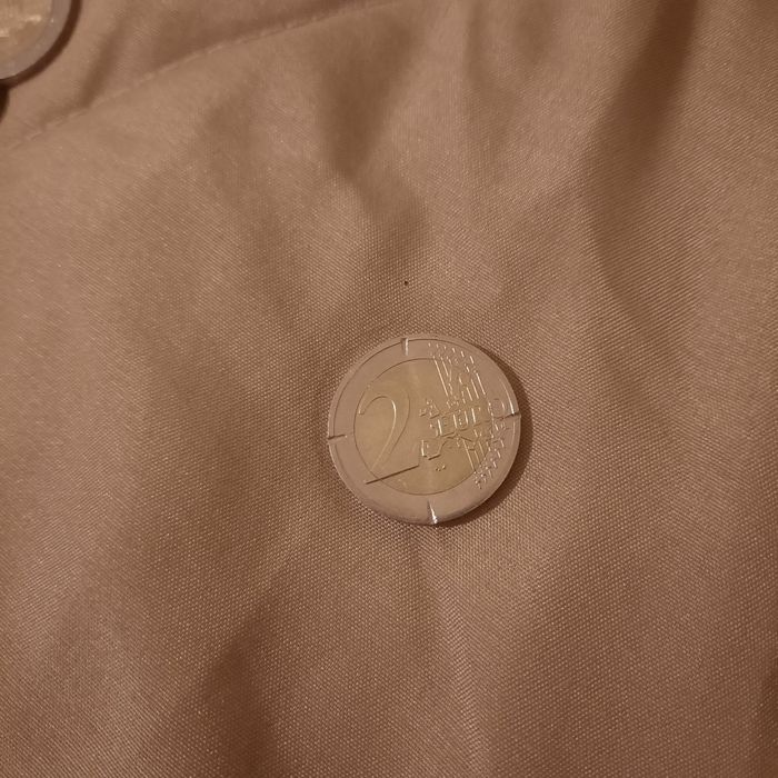 Moeda 2 euros com defeito
