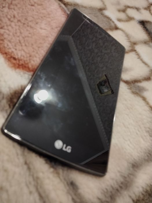 Рабочий экранный модуль LG G4 H818N с нерабочей системной платой